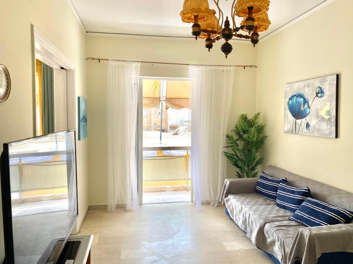 Quiet Near Subway And Acropolis 2 Bedrooms Apt アテネ エクステリア 写真