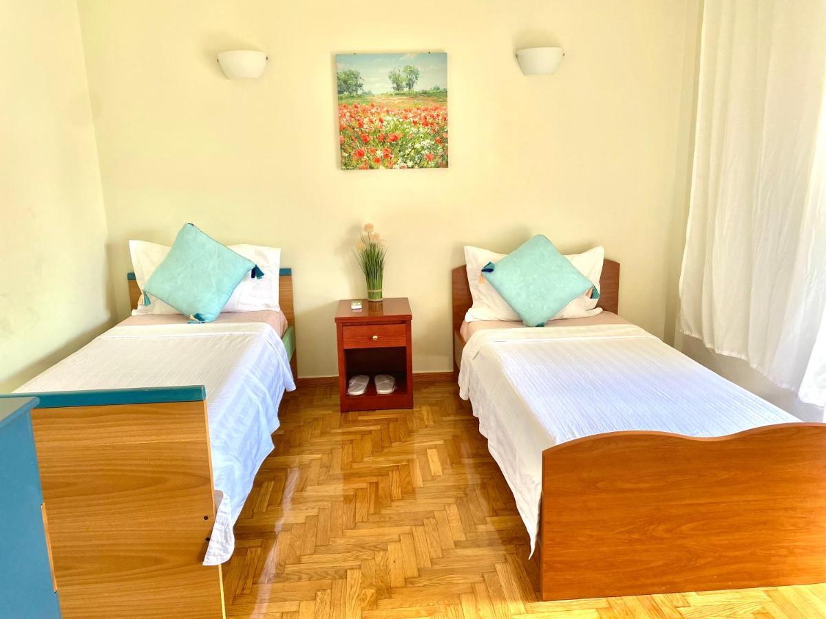 Quiet Near Subway And Acropolis 2 Bedrooms Apt アテネ エクステリア 写真